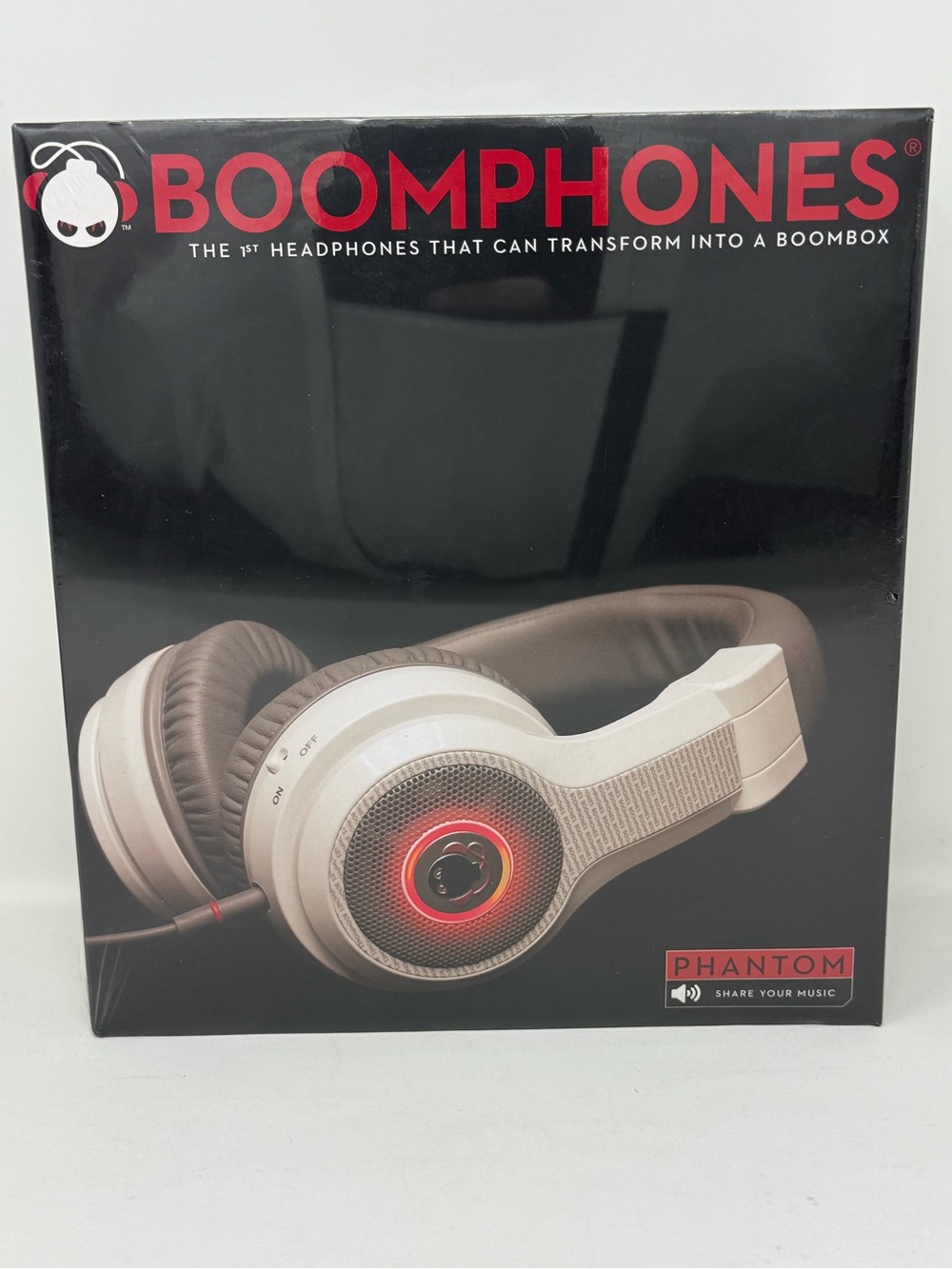 Phantom Over-Ear Headphones - White and Brown
